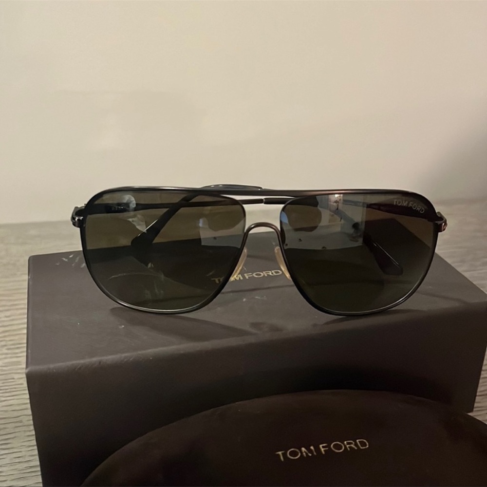 Tom ford men sunglasses.